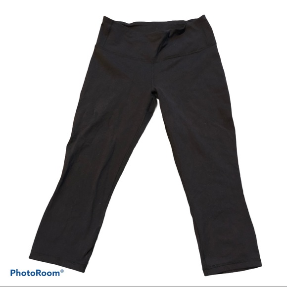 Patagonia Pants - Patagonia crop black leggings medium